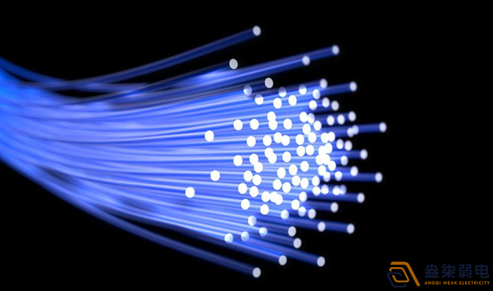 AGV全電動無人堆高車選購時要注意的要點