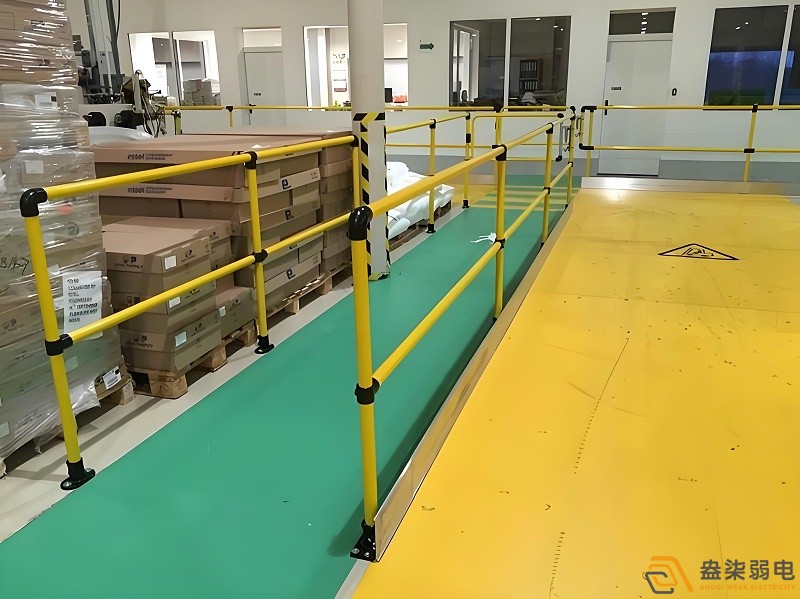 工廠車(chē)輛通道寬度標(biāo)準(zhǔn)是多少？