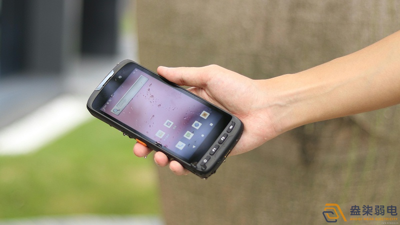 PDA手持終端的特點(diǎn)有哪些？